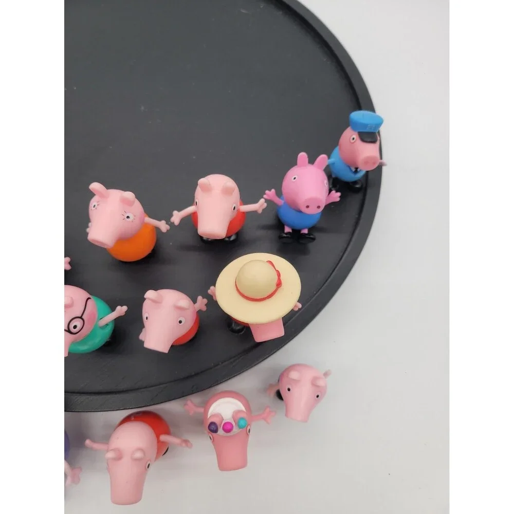 Lot of 16 Peppa Pig And Friends Figures PVC Cake Topper